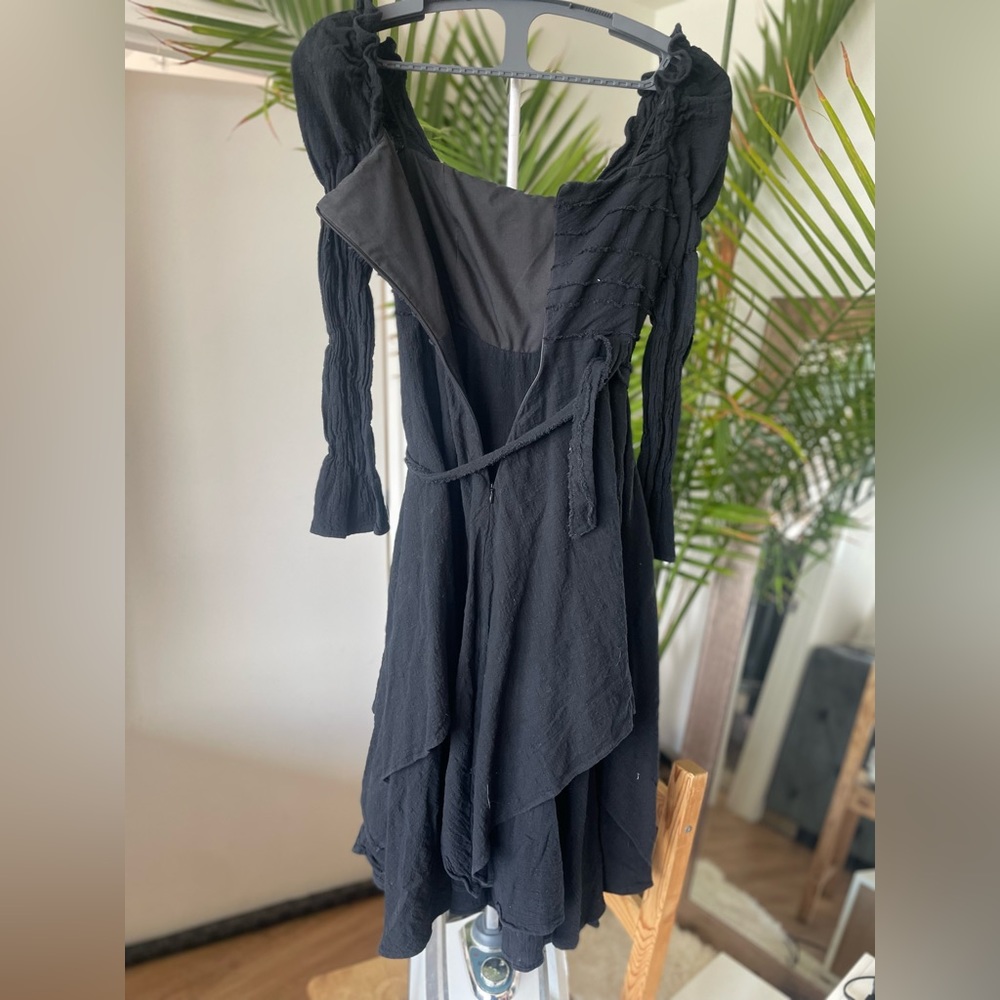 SIMSIM Wide neck Ruffled Midi Dress - Picture 7 of 10
